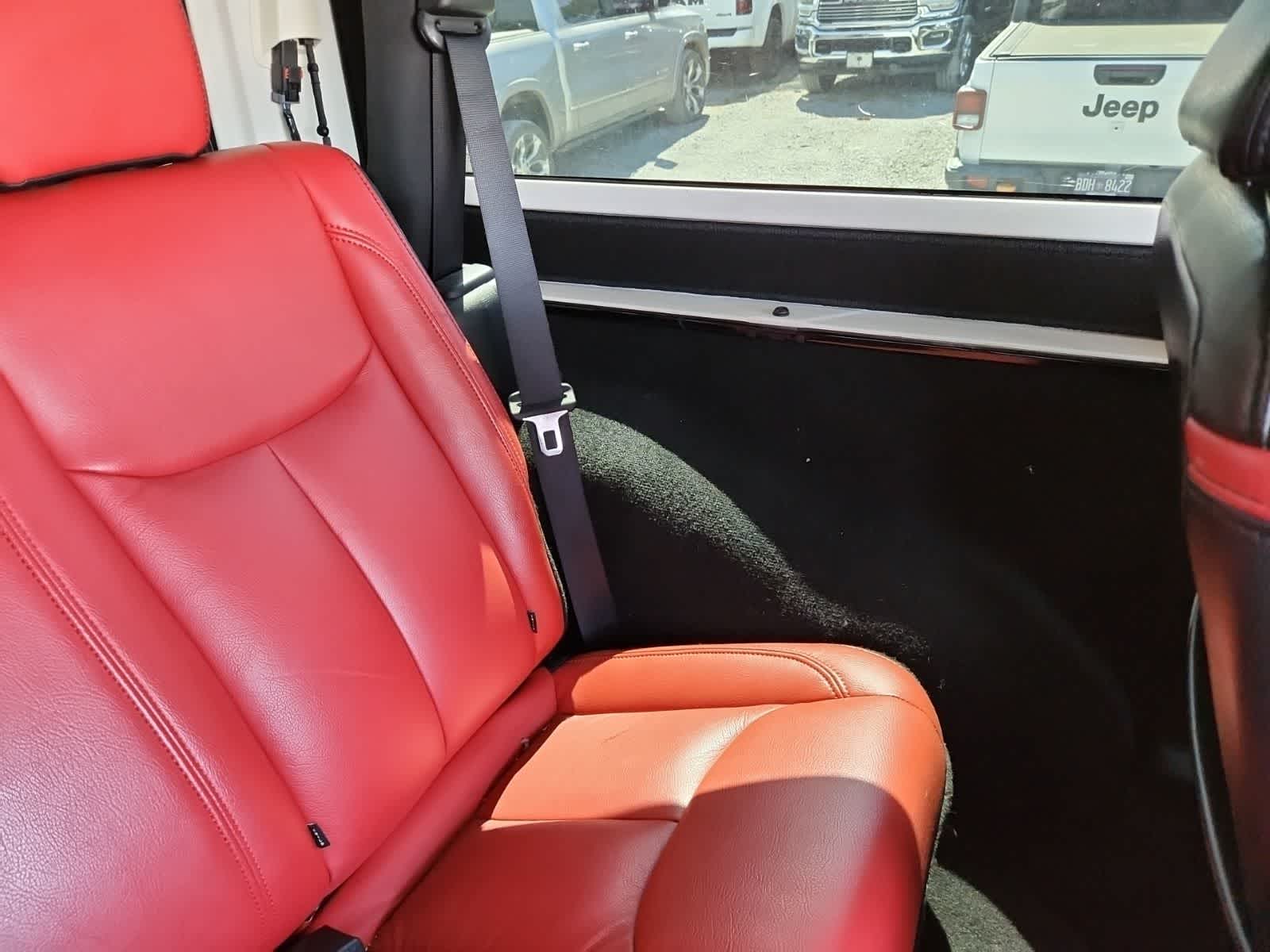 Thumbnail: 2017 Jeep Wrangler - 21