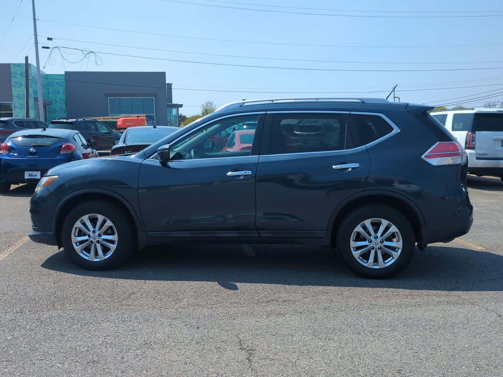 Thumbnail: 2016 Nissan Rogue - 5