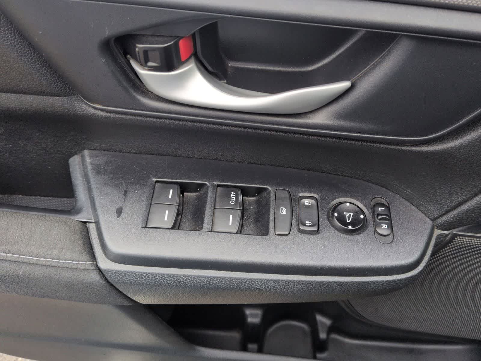 Thumbnail: 2017 Honda CR-V - 17