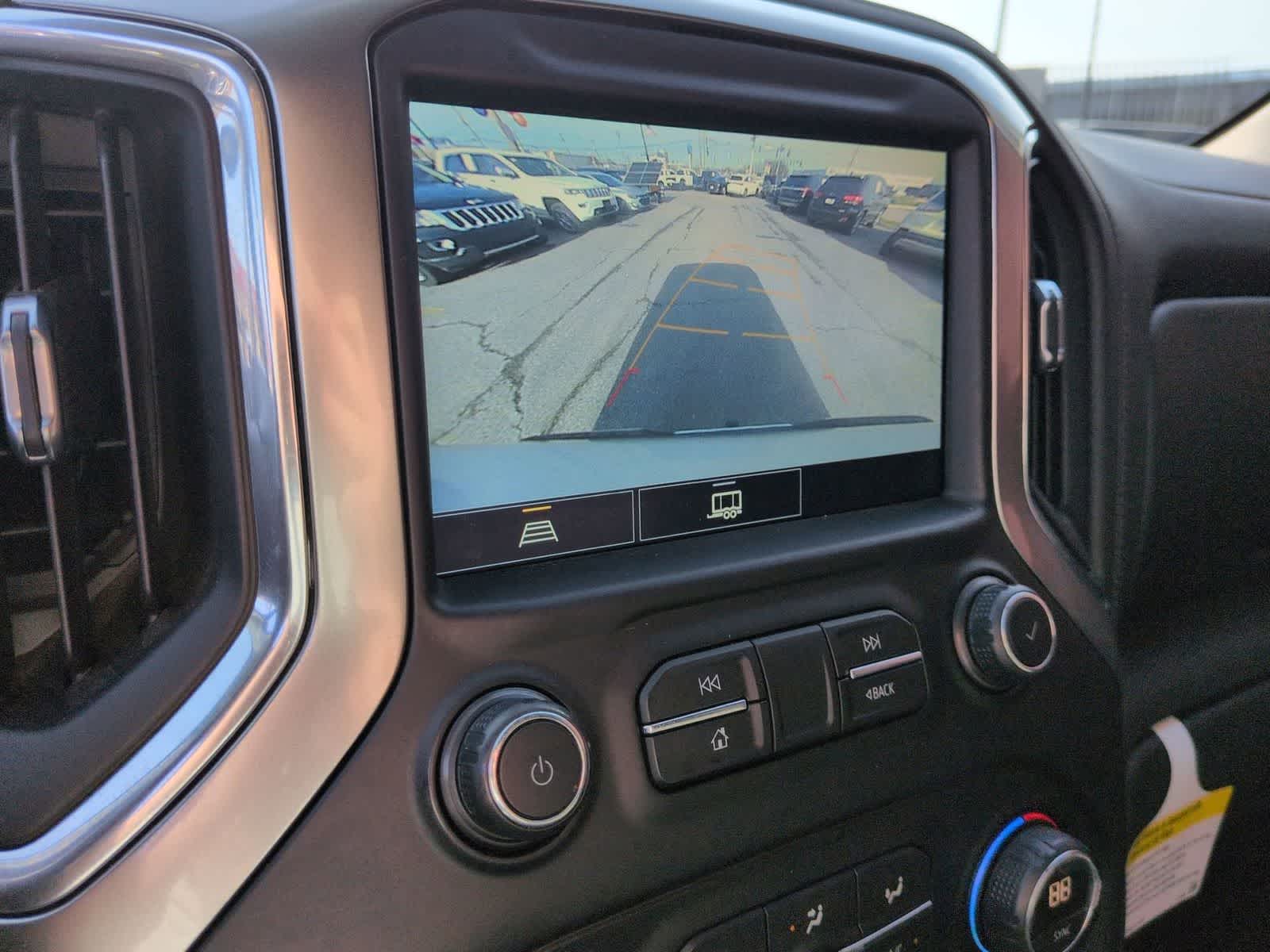 Thumbnail: 2021 Chevrolet Silverado 1500 - 28