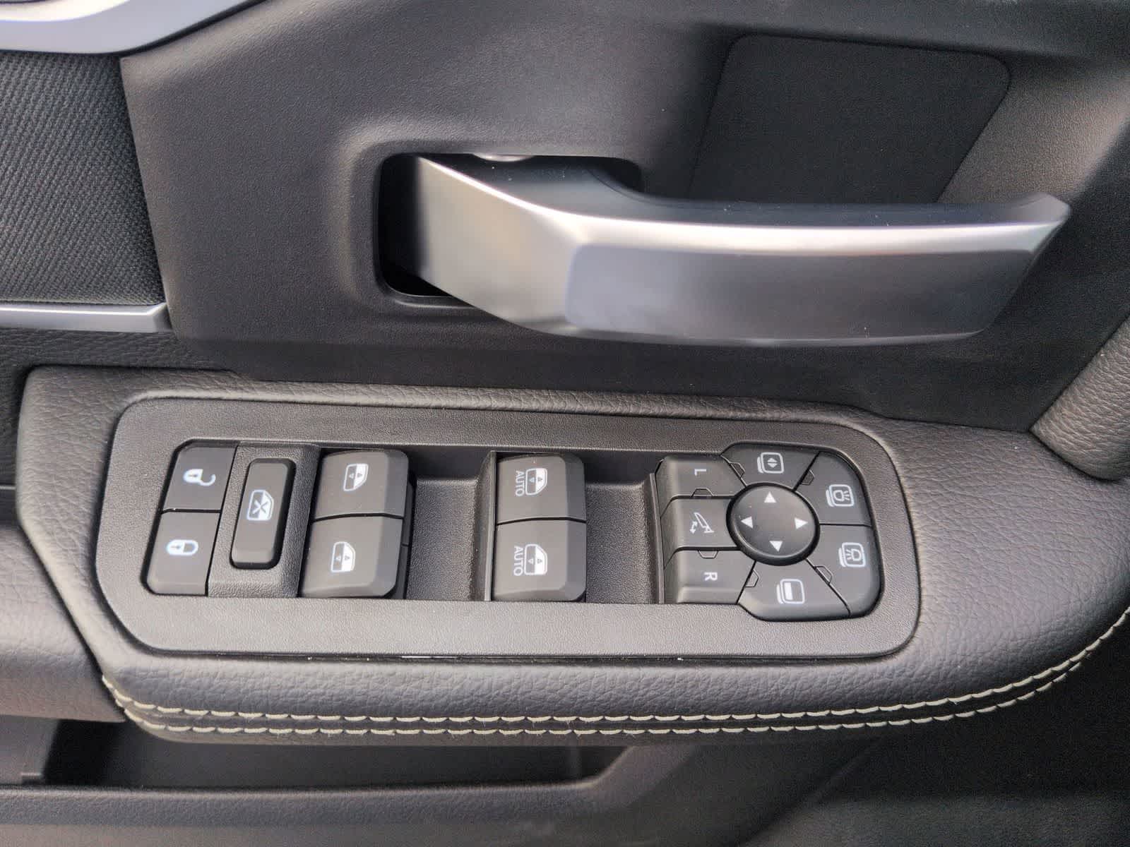 Thumbnail: 2026 RAM 2500 - 17