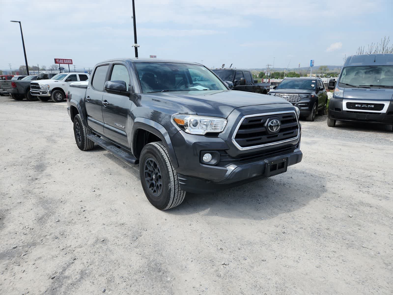 Thumbnail: 2019 Toyota Tacoma - 8