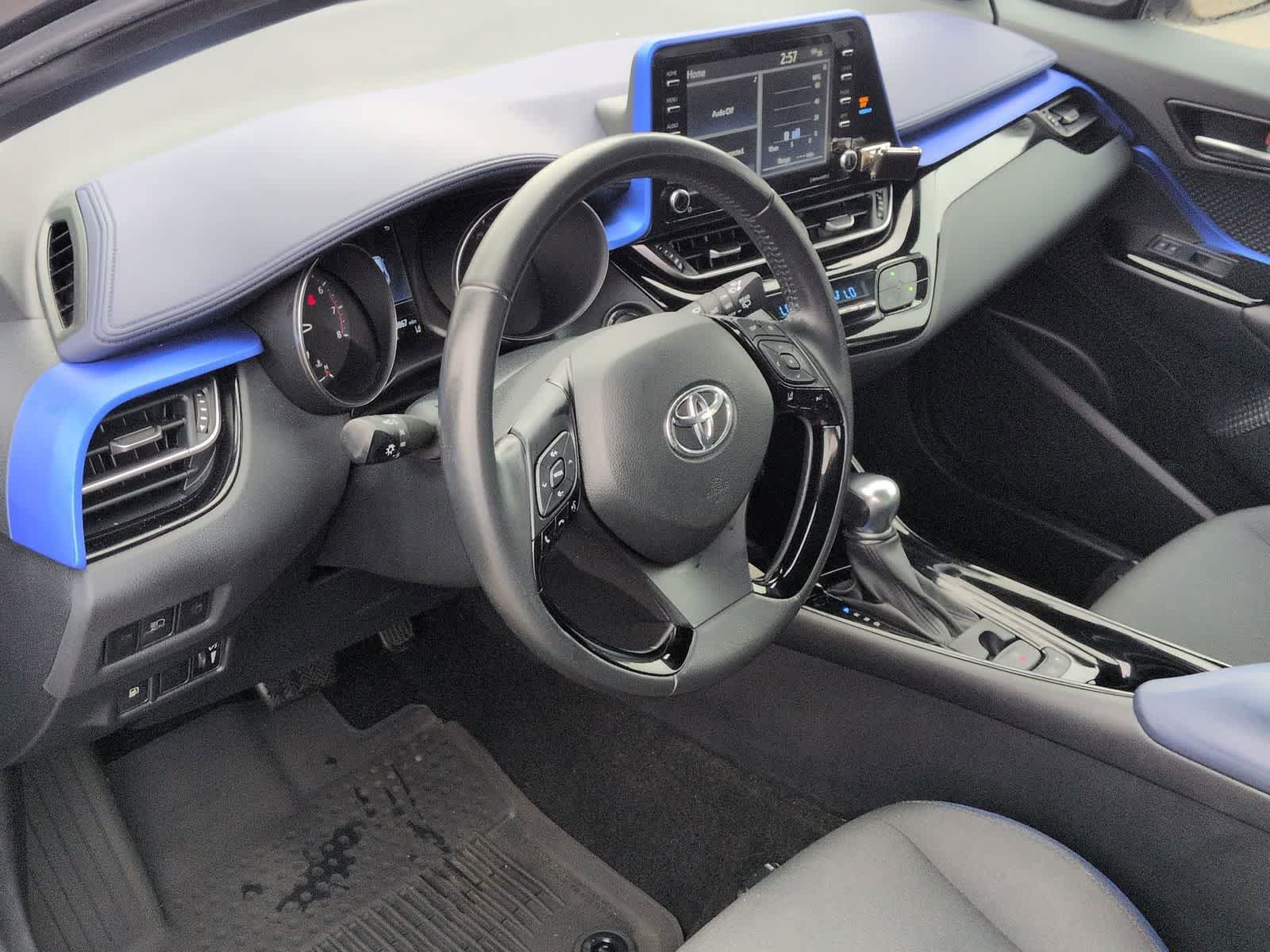 Thumbnail: 2020 Toyota C-HR - 10