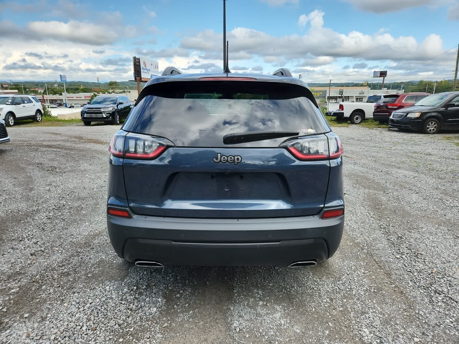 Thumbnail: 2021 Jeep Cherokee - 4