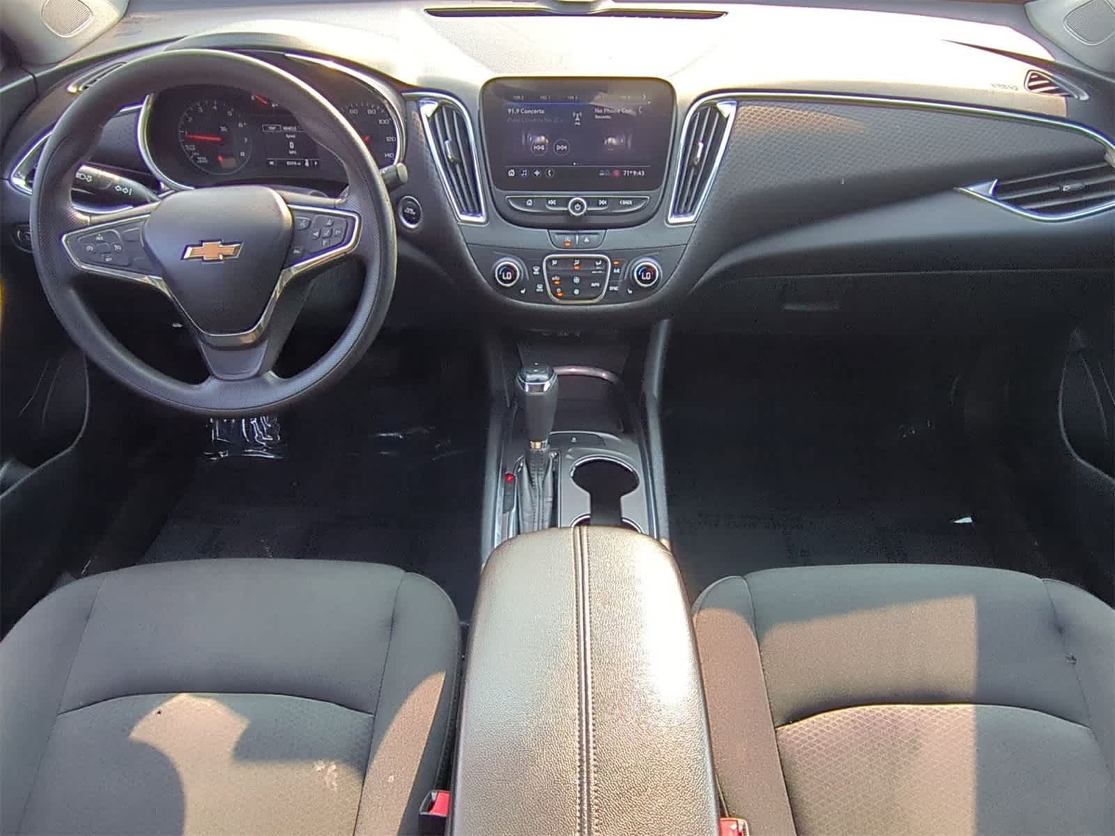 Thumbnail: 2020 Chevrolet Malibu - 15