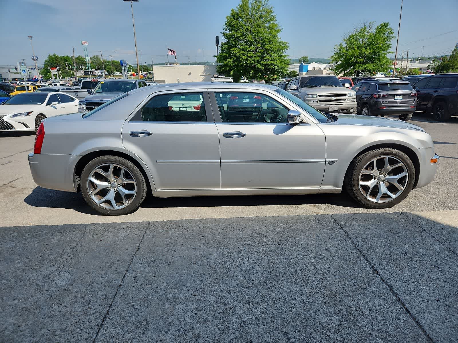 Thumbnail: 2006 Chrysler 300 - 6