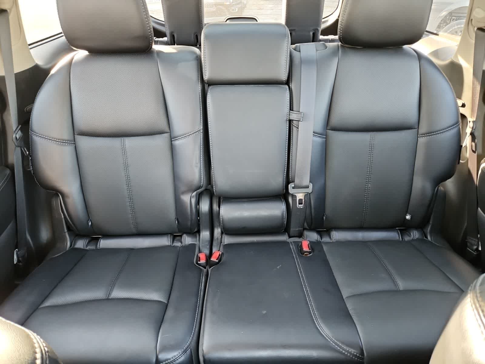 Thumbnail: 2019 Nissan Pathfinder - 24