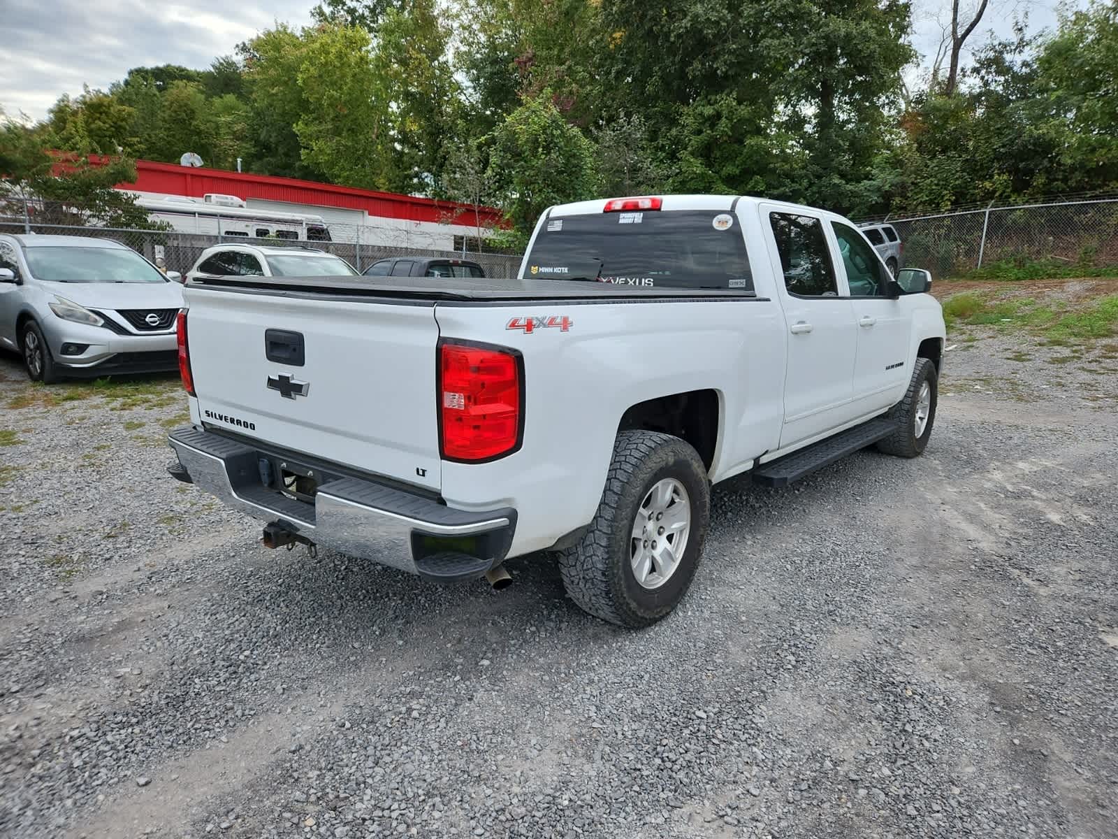Thumbnail: 2017 Chevrolet Silverado 1500 - 6