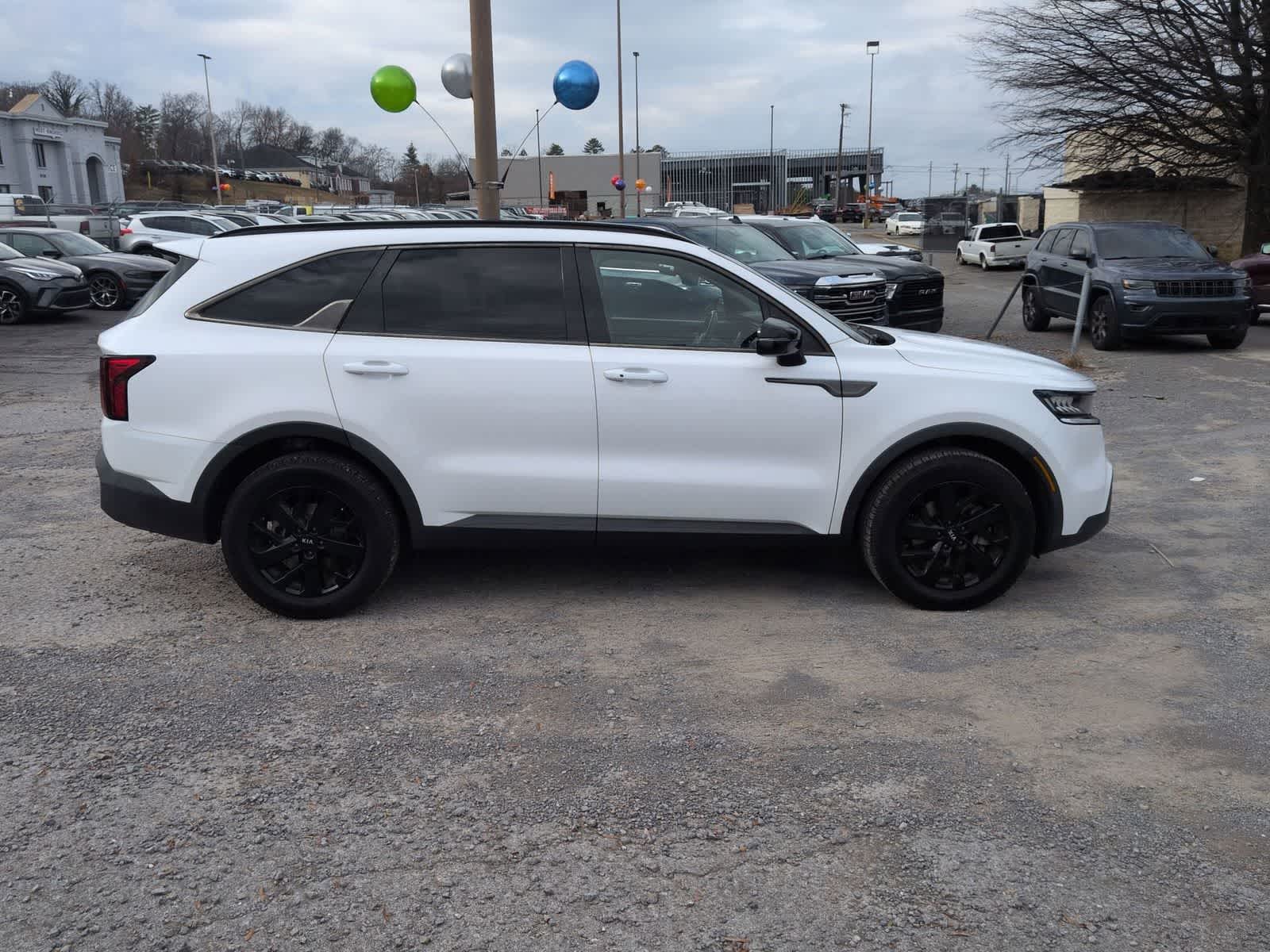 Thumbnail: 2021 Kia Sorento - 9