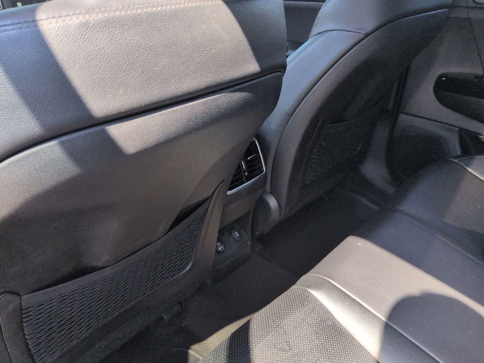 Thumbnail: 2022 Kia Sportage - 17