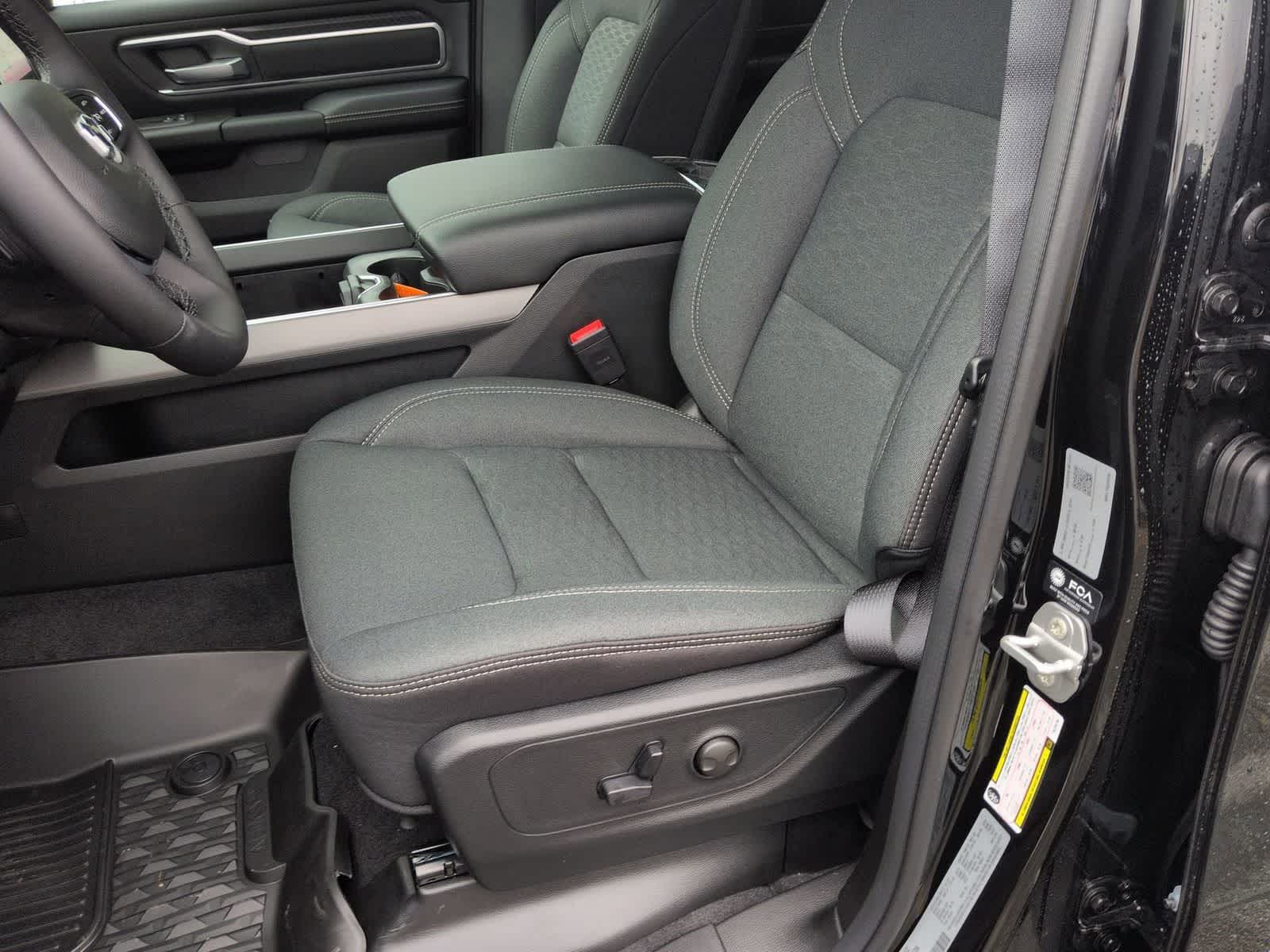 Thumbnail: 2026 RAM 1500 - 16