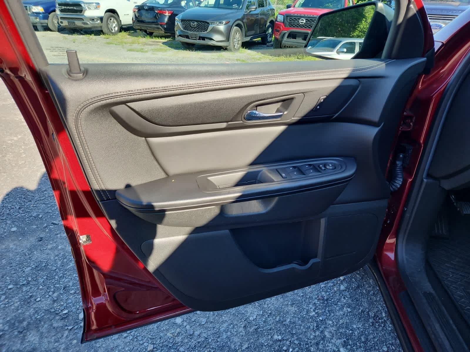 Thumbnail: 2015 GMC Acadia - 16