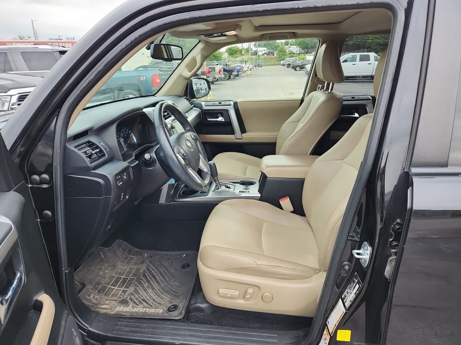 2016 Toyota 4Runner SR5 15