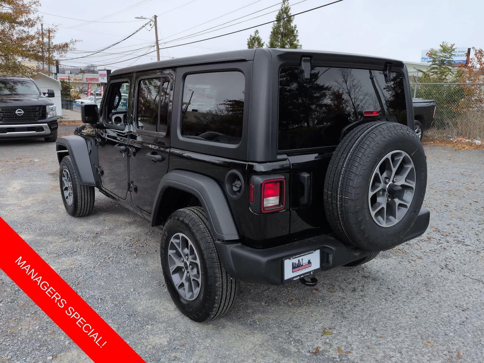 Thumbnail: 2026 Jeep Wrangler - 6