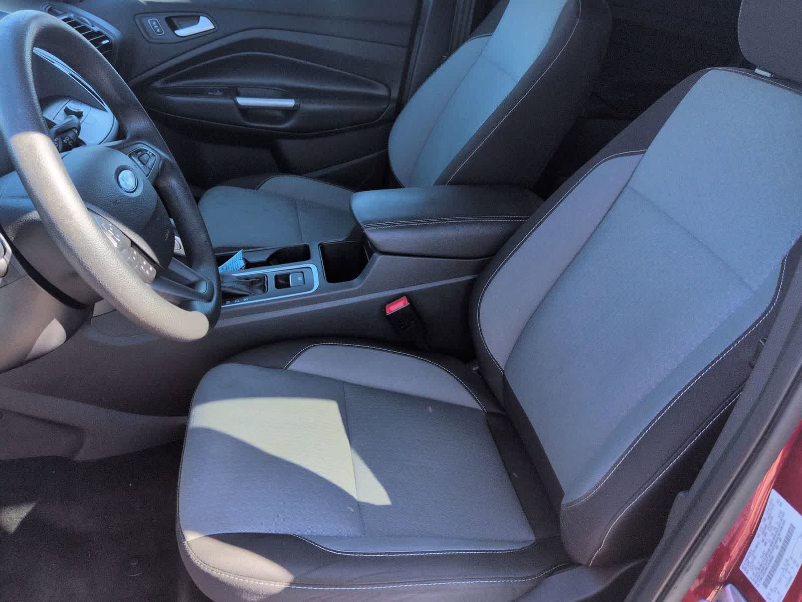 Thumbnail: 2019 Ford Escape - 15