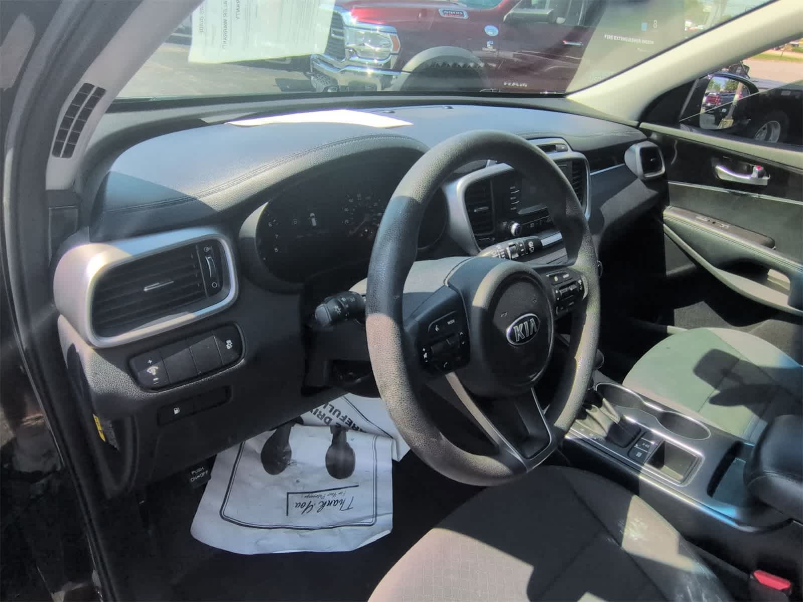 Thumbnail: 2017 Kia Sorento - 10