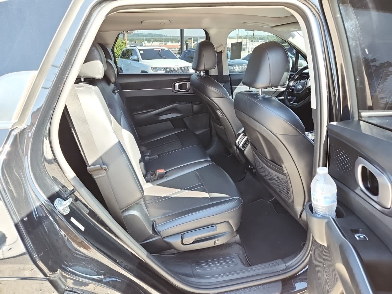 Thumbnail: 2021 Kia Sorento - 18
