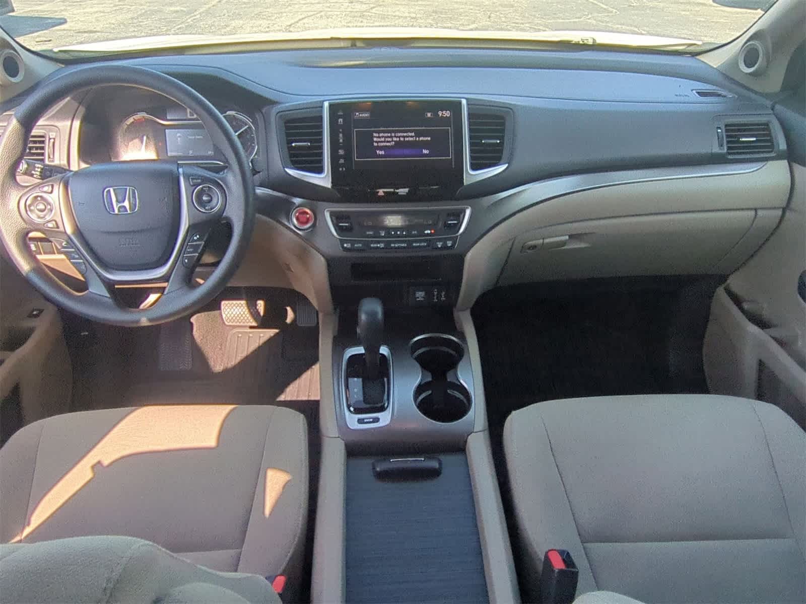 Thumbnail: 2018 Honda Pilot - 15