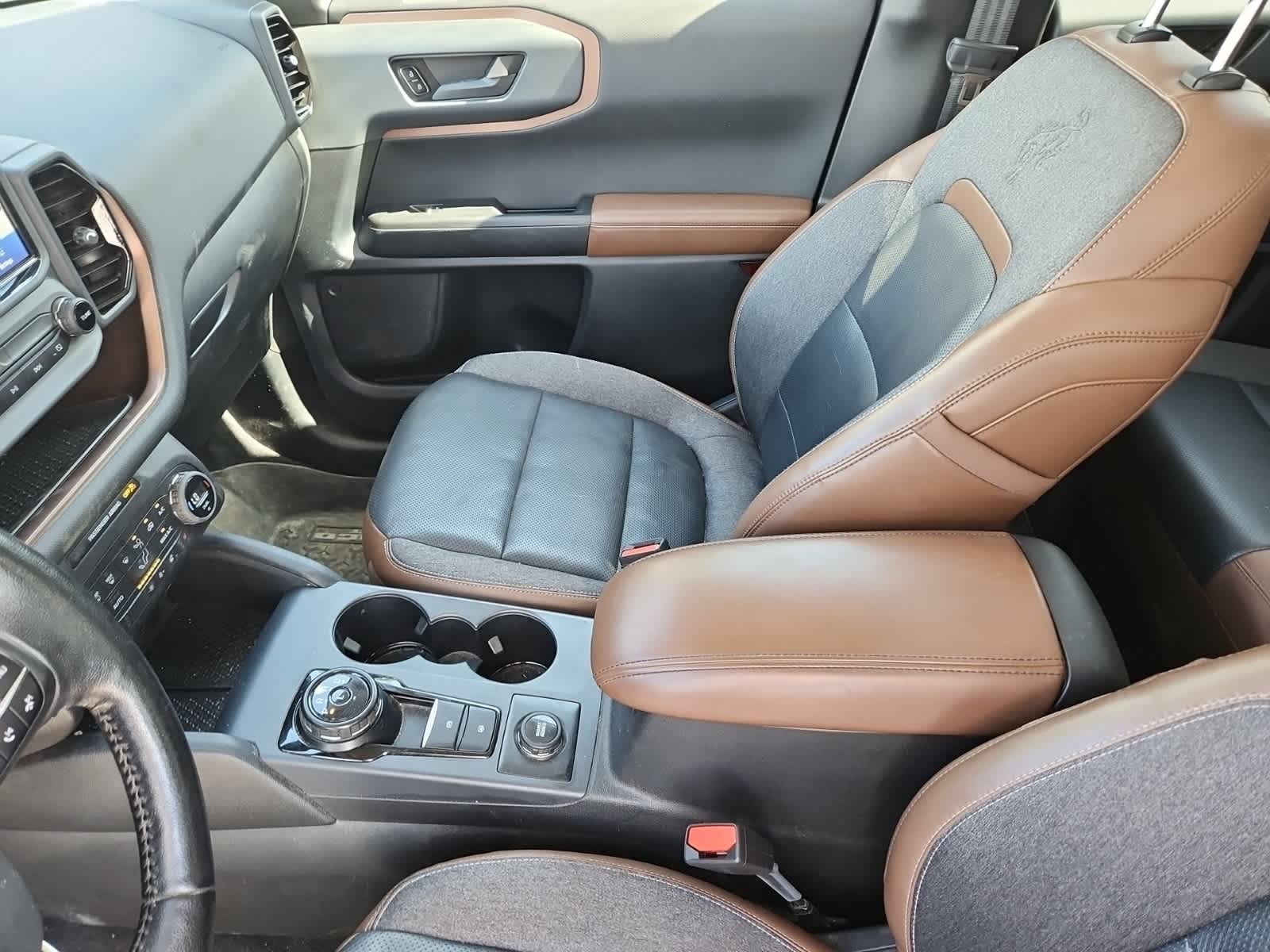 Thumbnail: 2021 Ford Bronco Sport - 11