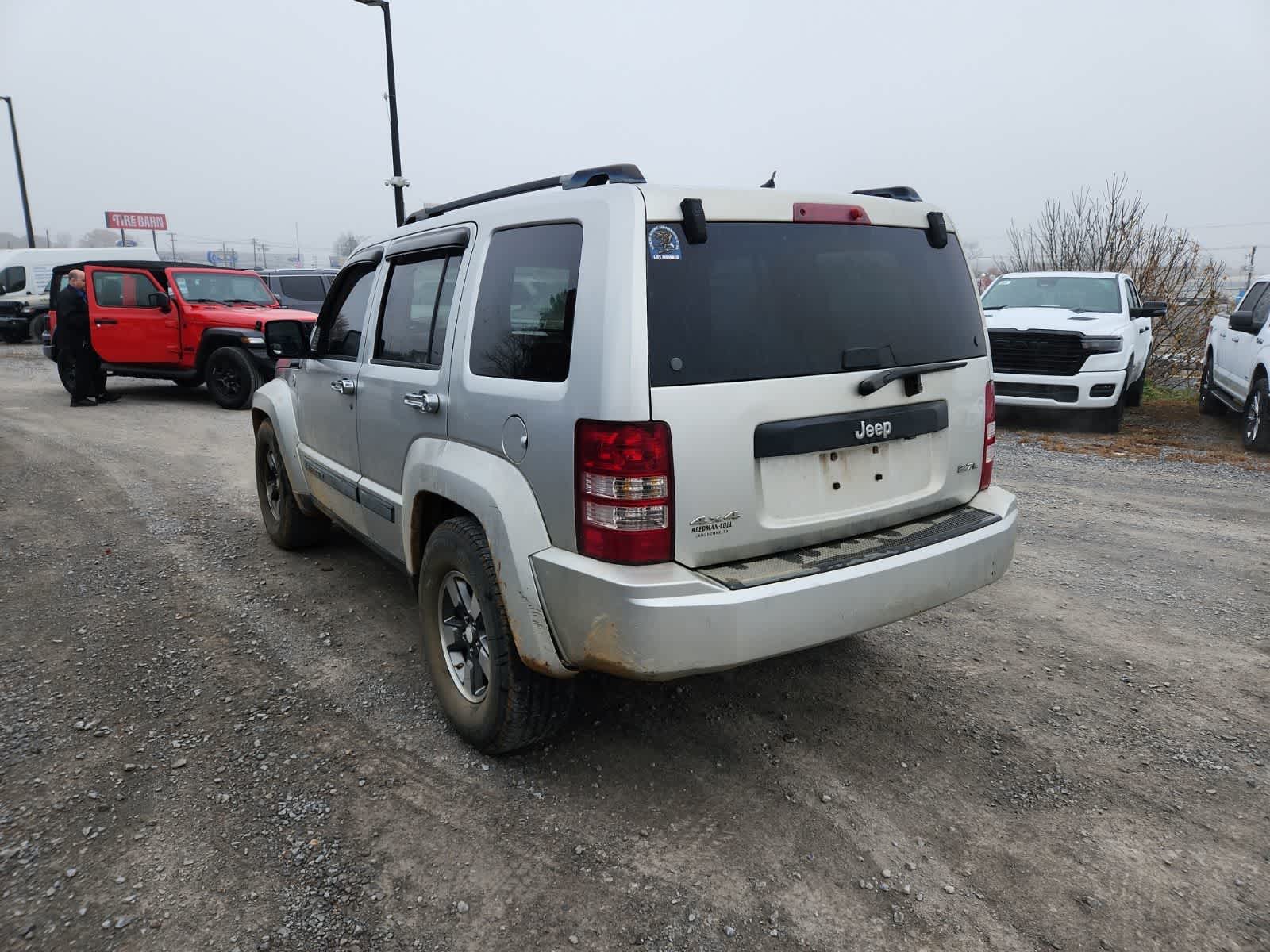 Thumbnail: 2008 Jeep Liberty - 3