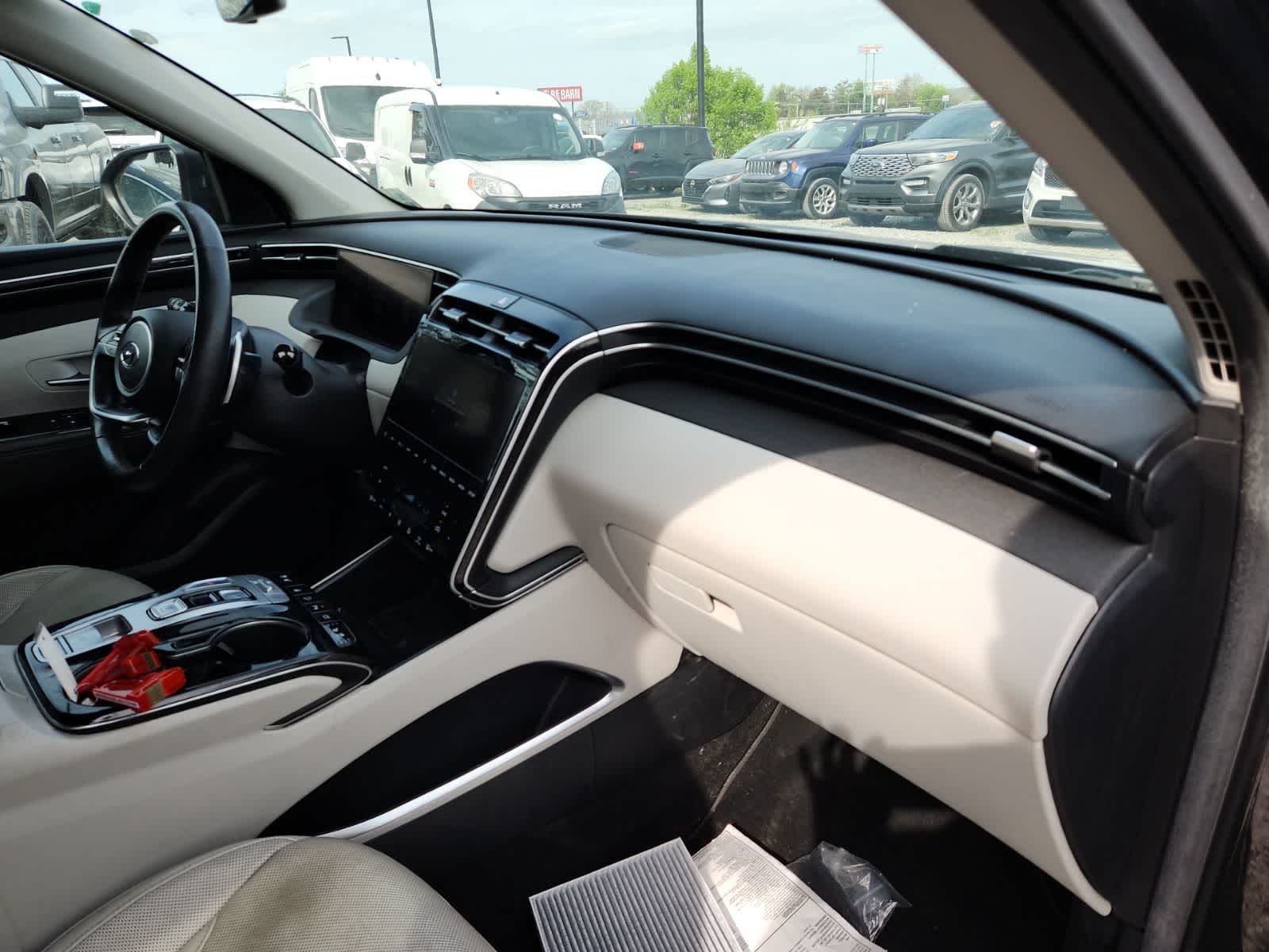 Thumbnail: 2022 Hyundai Tucson - 17