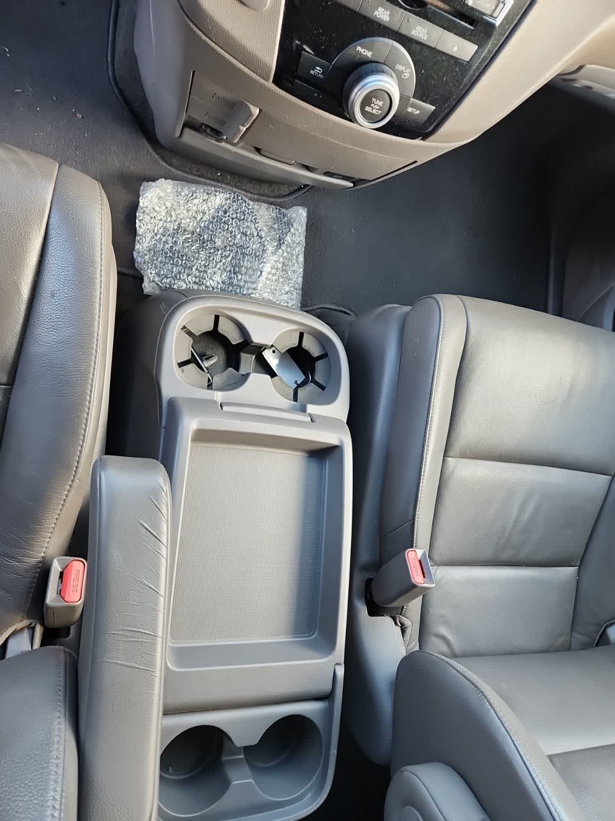 Thumbnail: 2012 Honda Odyssey - 11