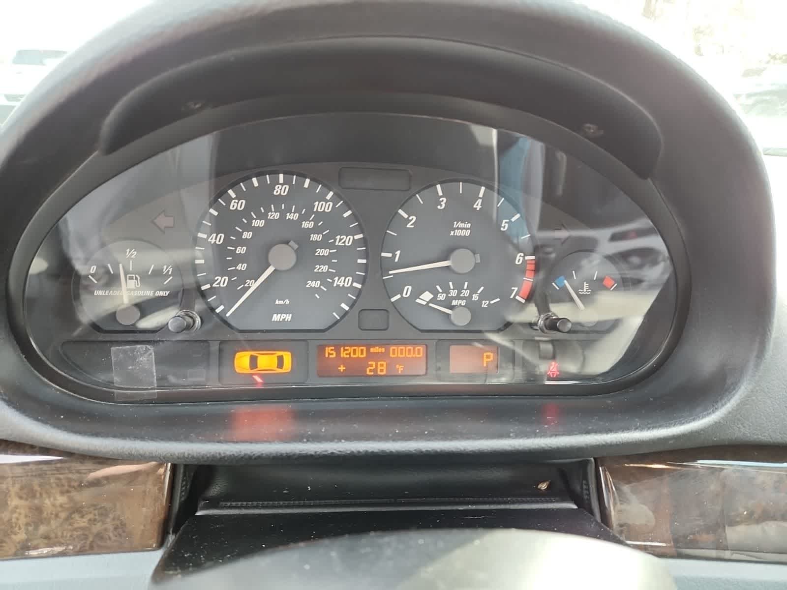 Thumbnail: 2002 BMW 3 Series - 9