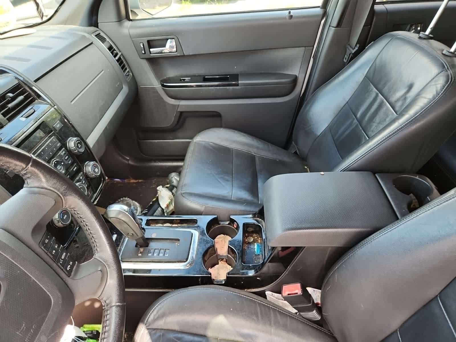 Thumbnail: 2012 Ford Escape - 11