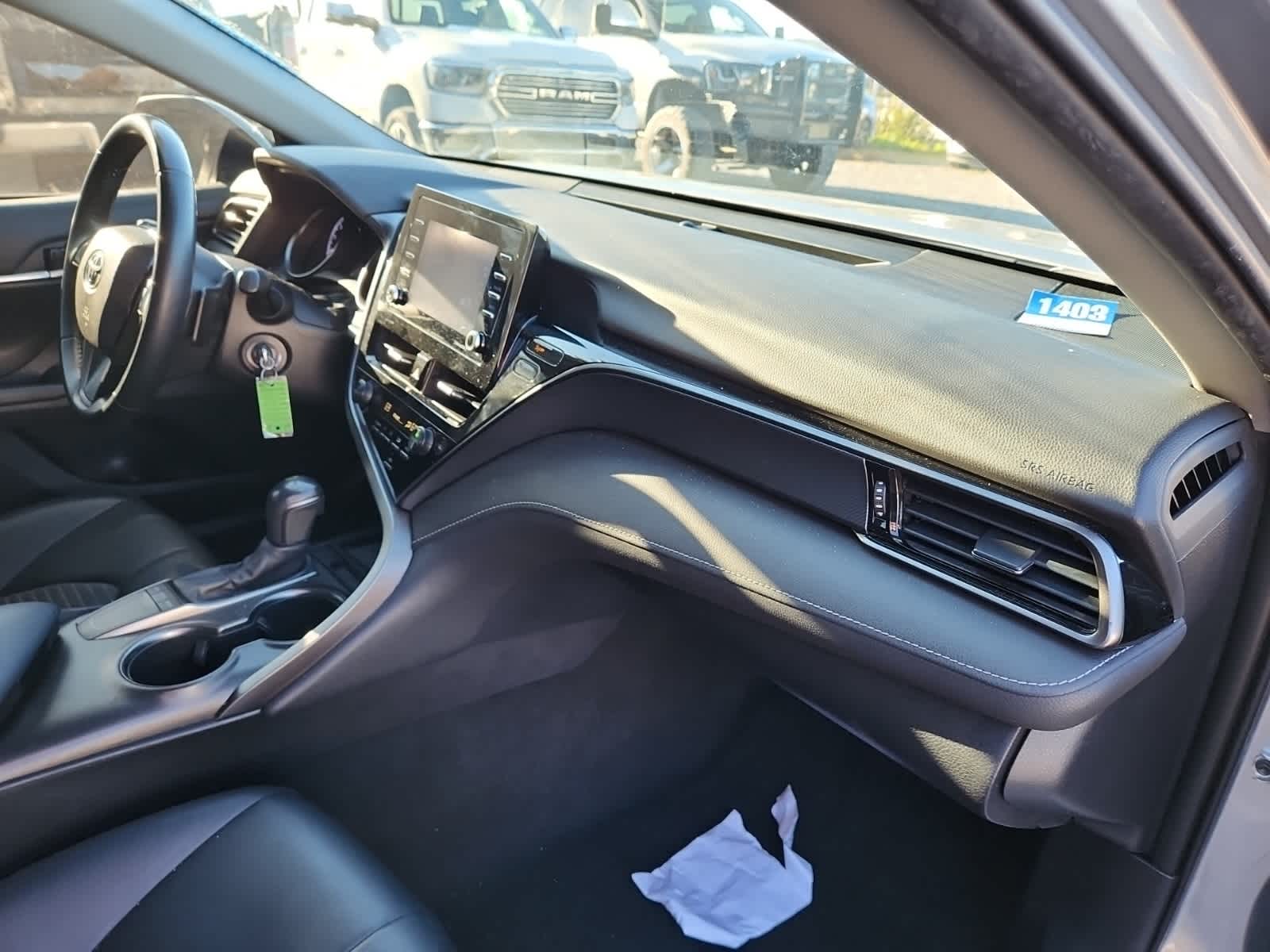 Thumbnail: 2022 Toyota Camry - 17