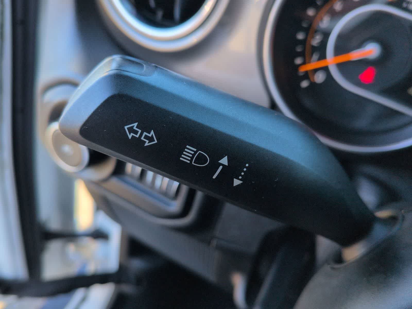 Thumbnail: 2018 Jeep Wrangler - 25