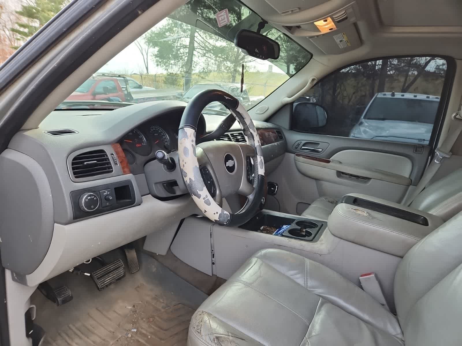 Thumbnail: 2012 Chevrolet Tahoe - 13