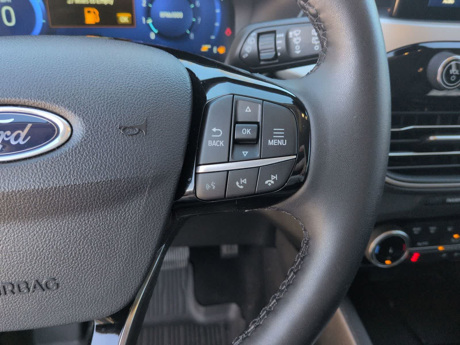 Thumbnail: 2022 Ford Escape - 15