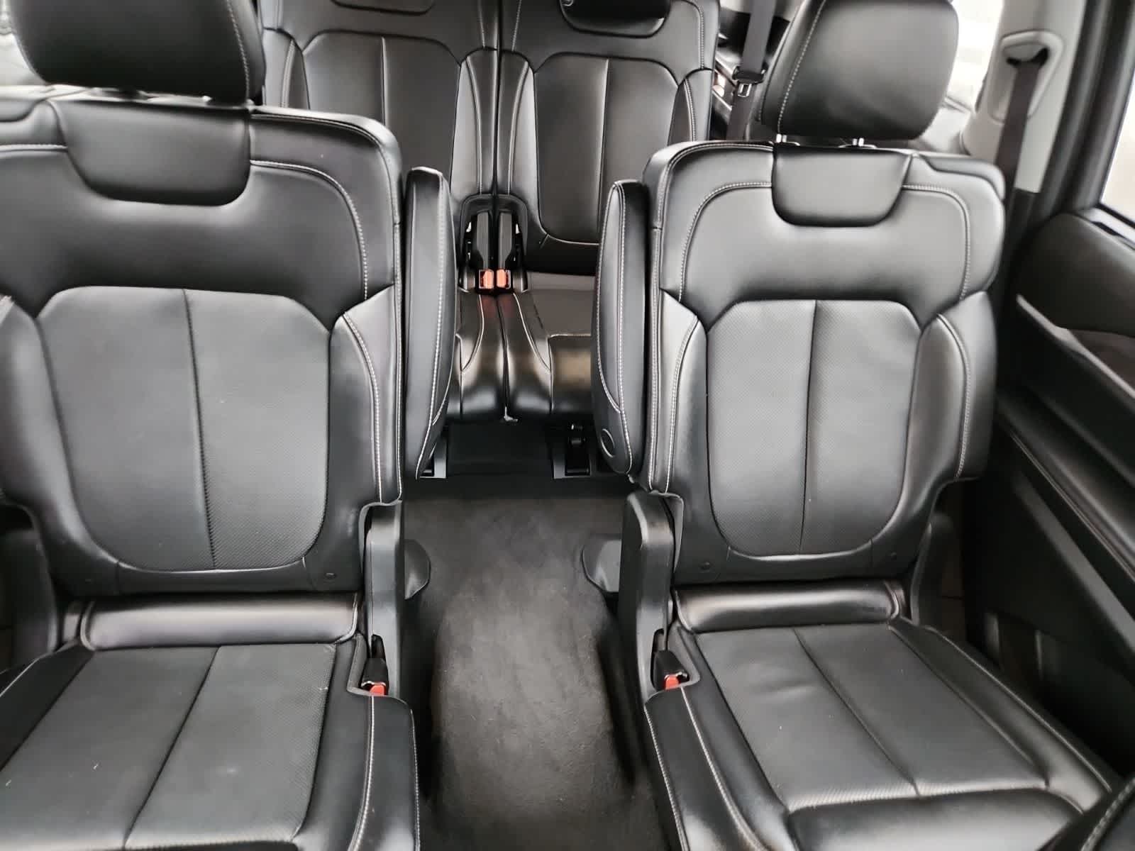 Thumbnail: 2021 Jeep Grand Cherokee L - 20