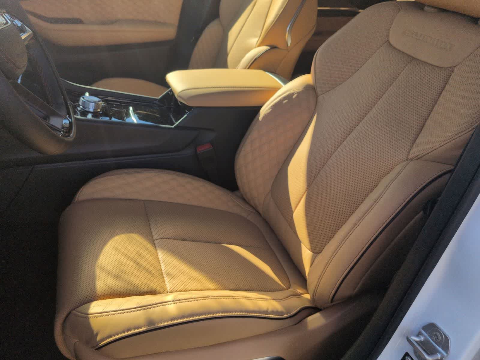 Thumbnail: 2025 Jeep Grand Cherokee - 16