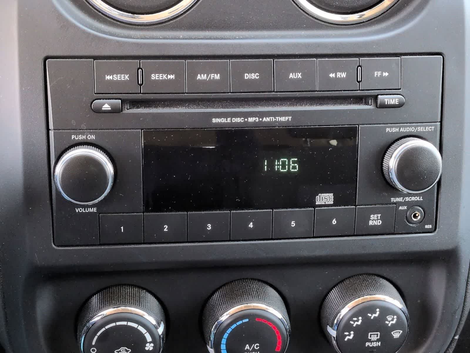 Thumbnail: 2013 Jeep Compass - 21