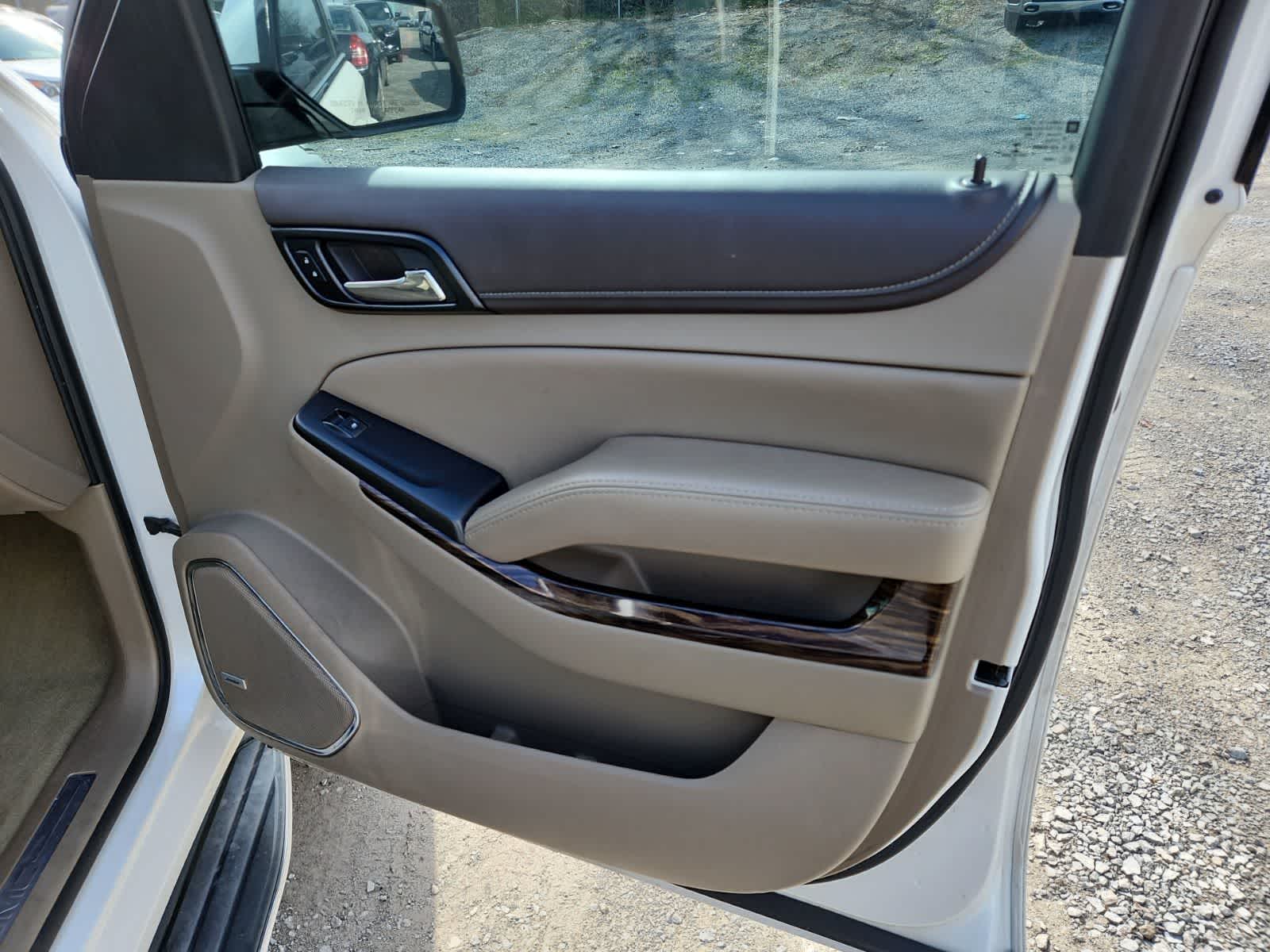 Thumbnail: 2016 GMC Yukon - 20