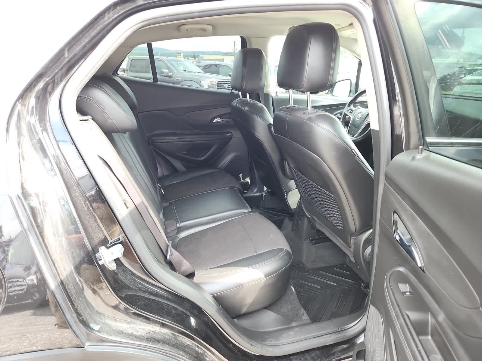 Thumbnail: 2019 Buick Encore - 23
