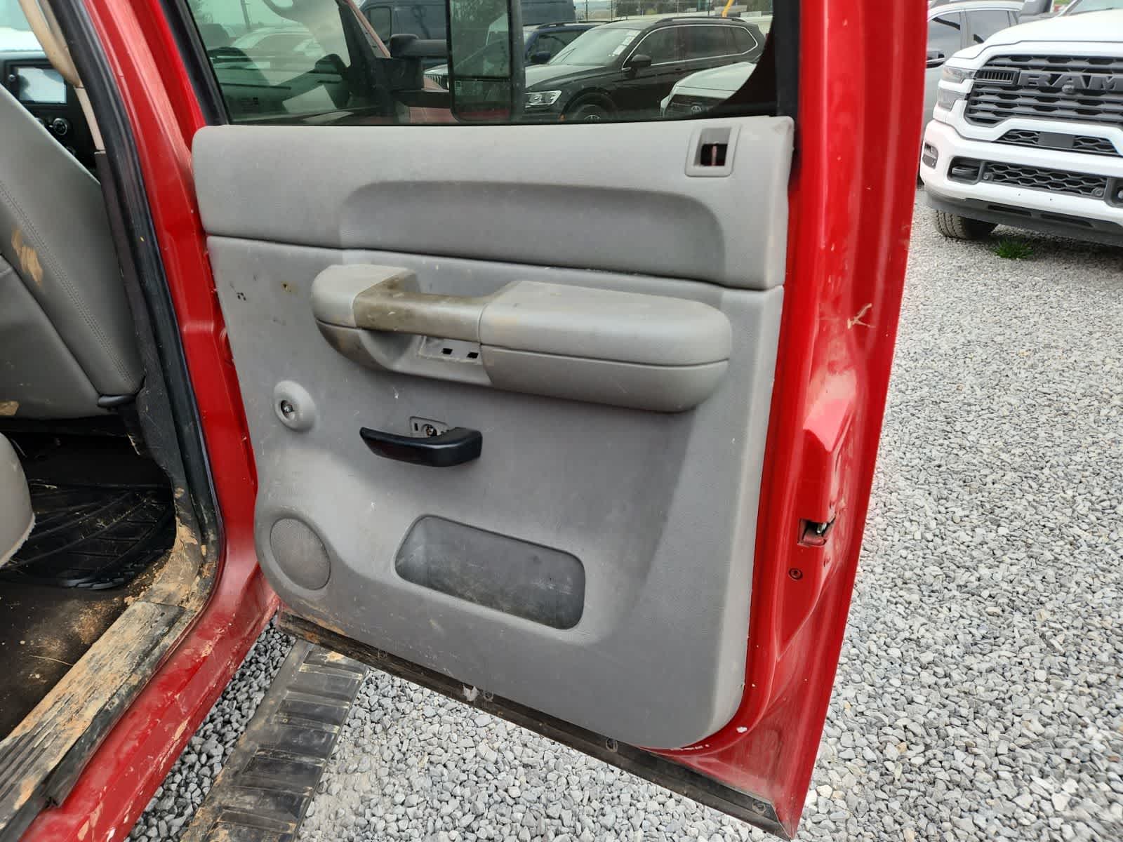 Thumbnail: 2010 Chevrolet Silverado 3500 - 24