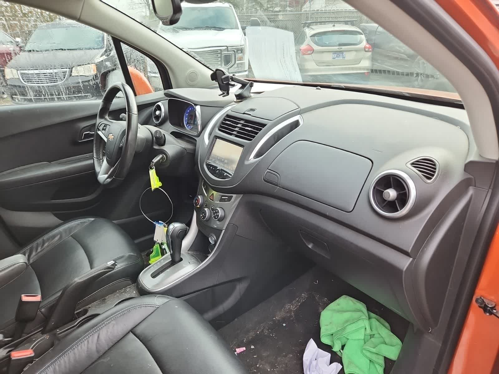 Thumbnail: 2015 Chevrolet Trax - 17