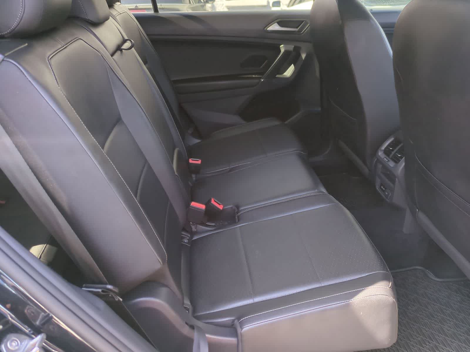 Thumbnail: 2020 Volkswagen Tiguan - 19