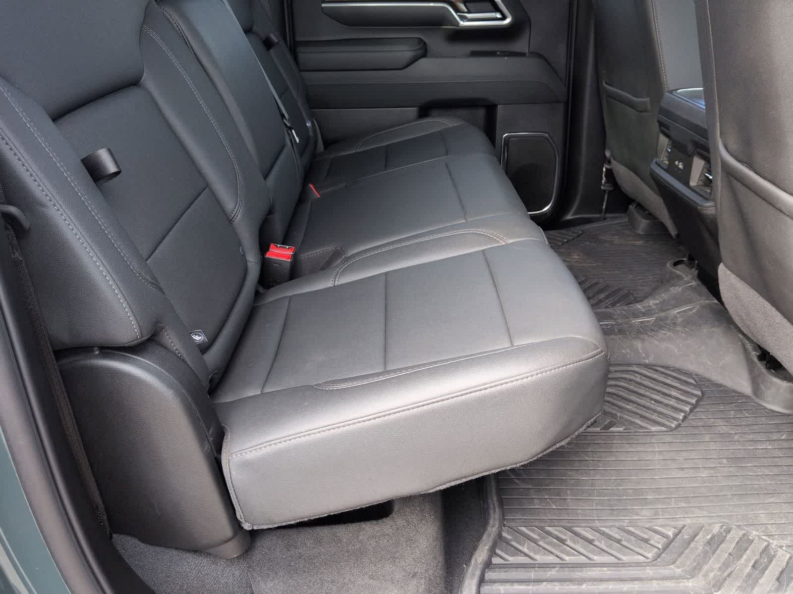 Thumbnail: 2025 Chevrolet Silverado 2500 - 19