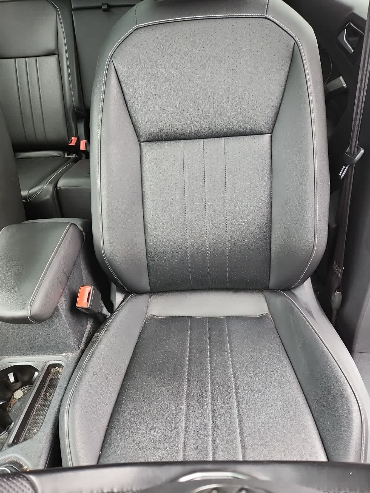 Thumbnail: 2022 Volkswagen Tiguan - 13