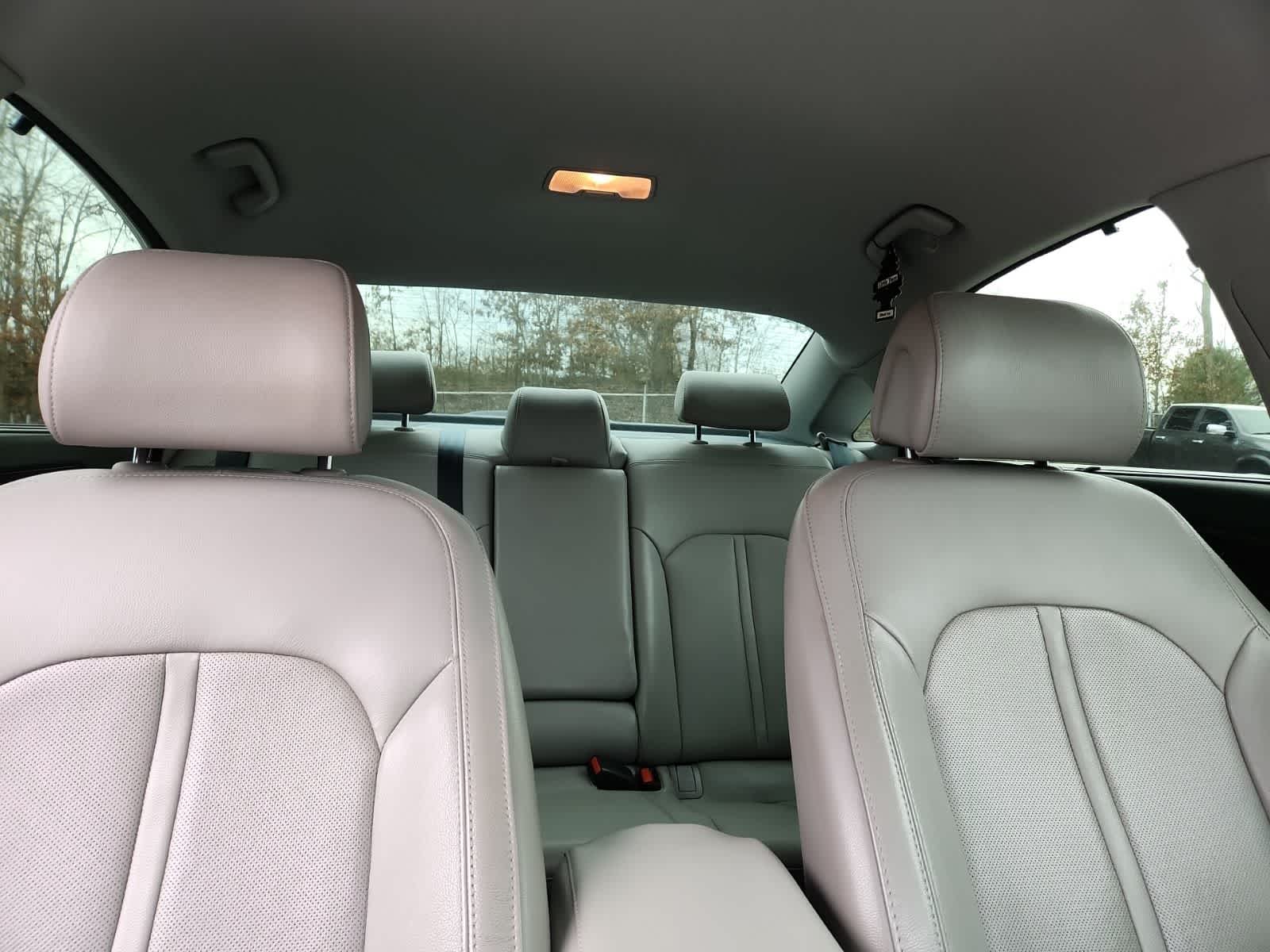 Thumbnail: 2015 Hyundai Sonata - 19