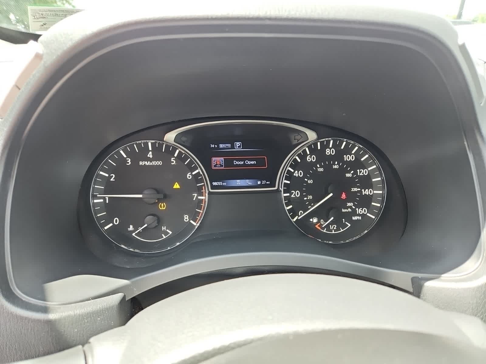 Thumbnail: 2020 Nissan Pathfinder - 9