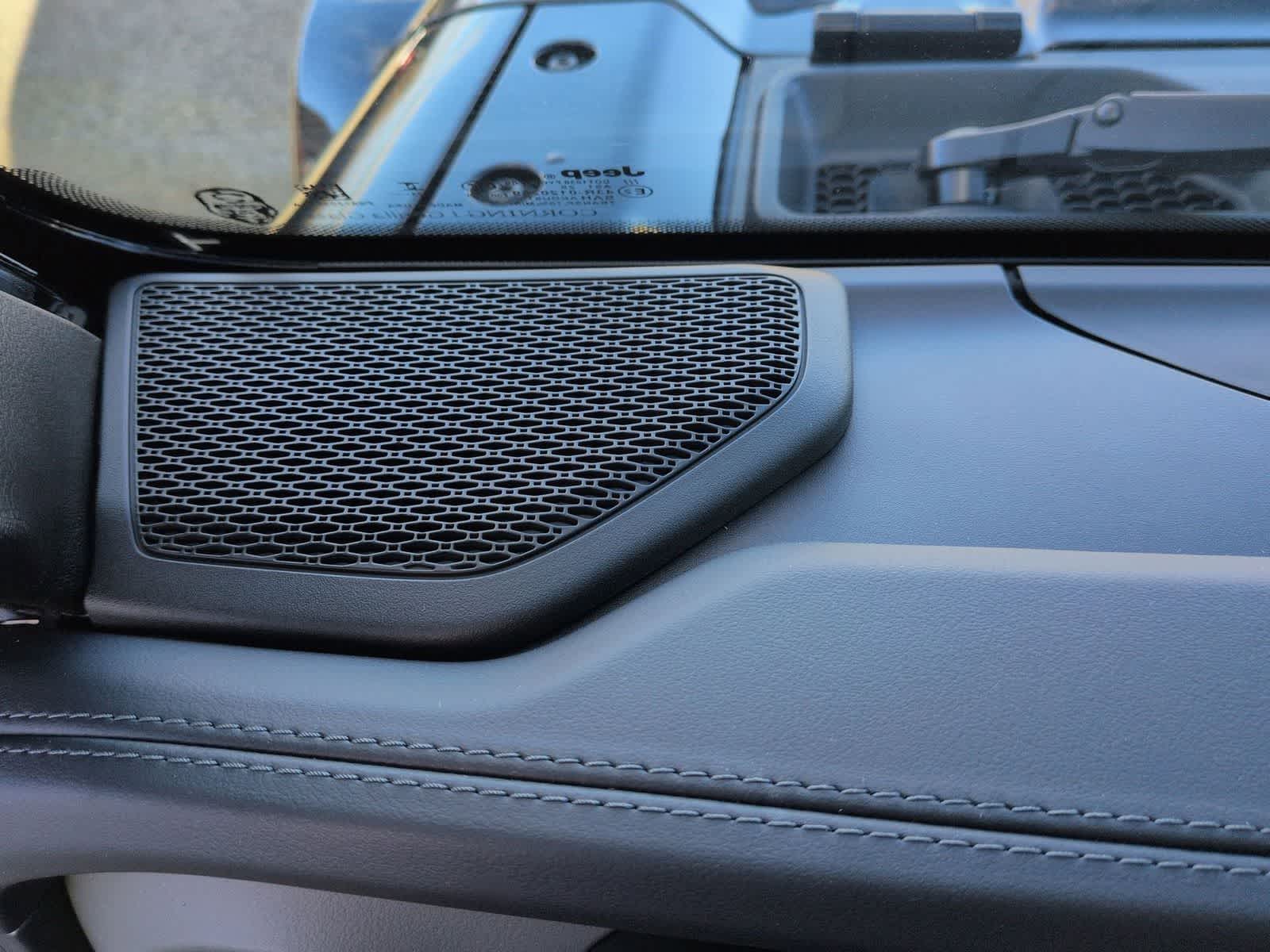 Thumbnail: 2026 Jeep Gladiator - 28