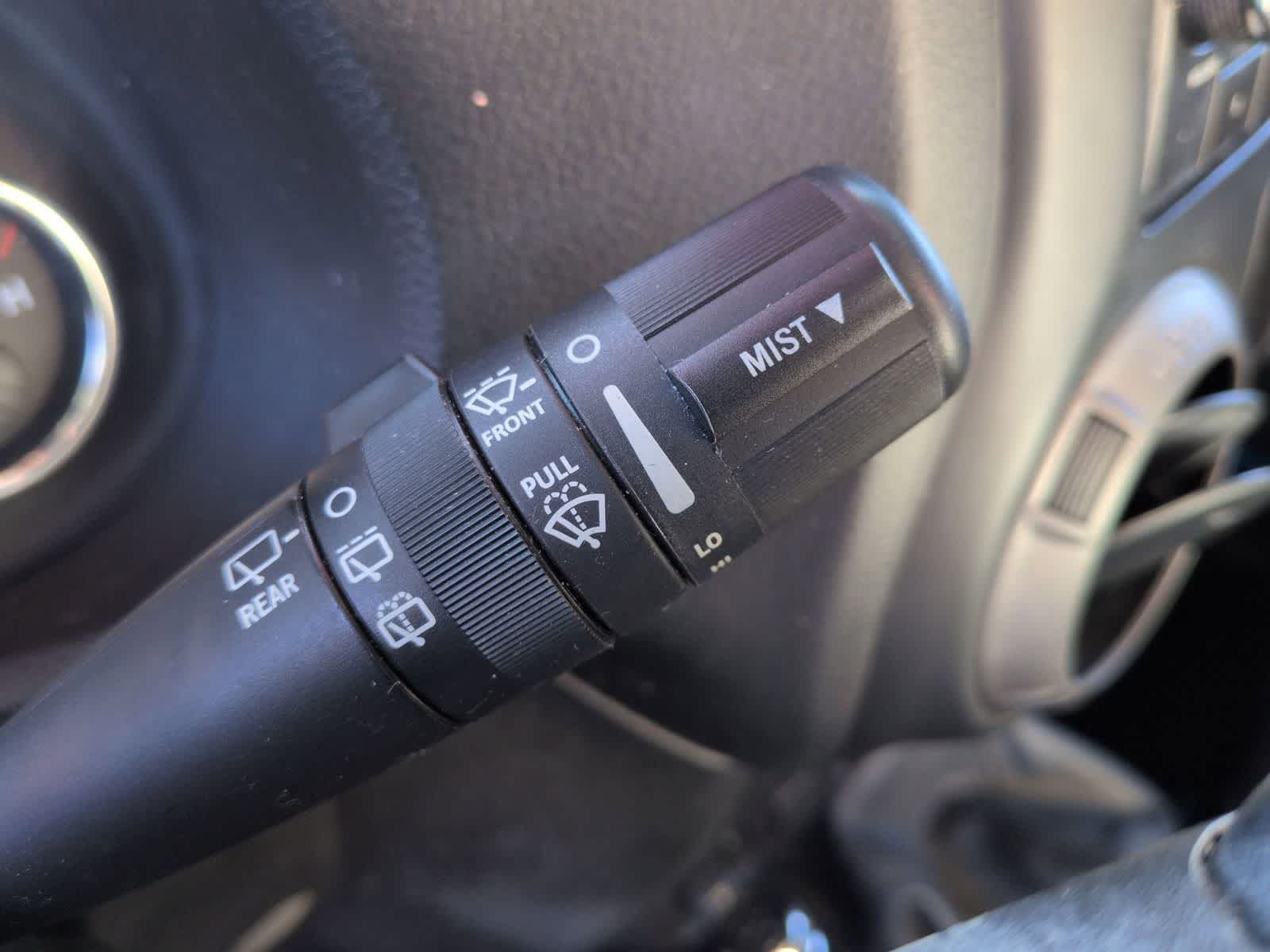 Thumbnail: 2016 Jeep Wrangler - 23