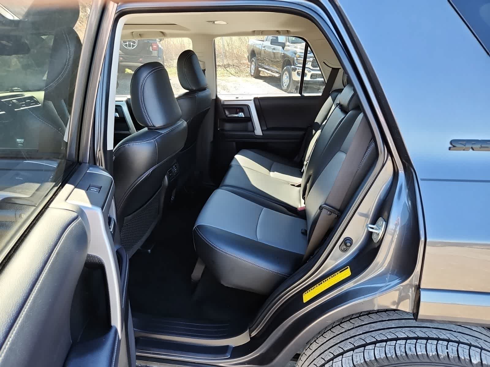 Thumbnail: 2022 Toyota 4Runner - 26