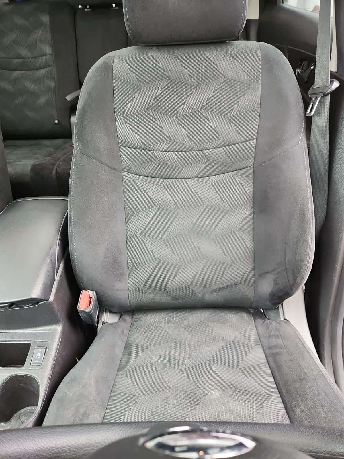 Thumbnail: 2016 Nissan Rogue - 14