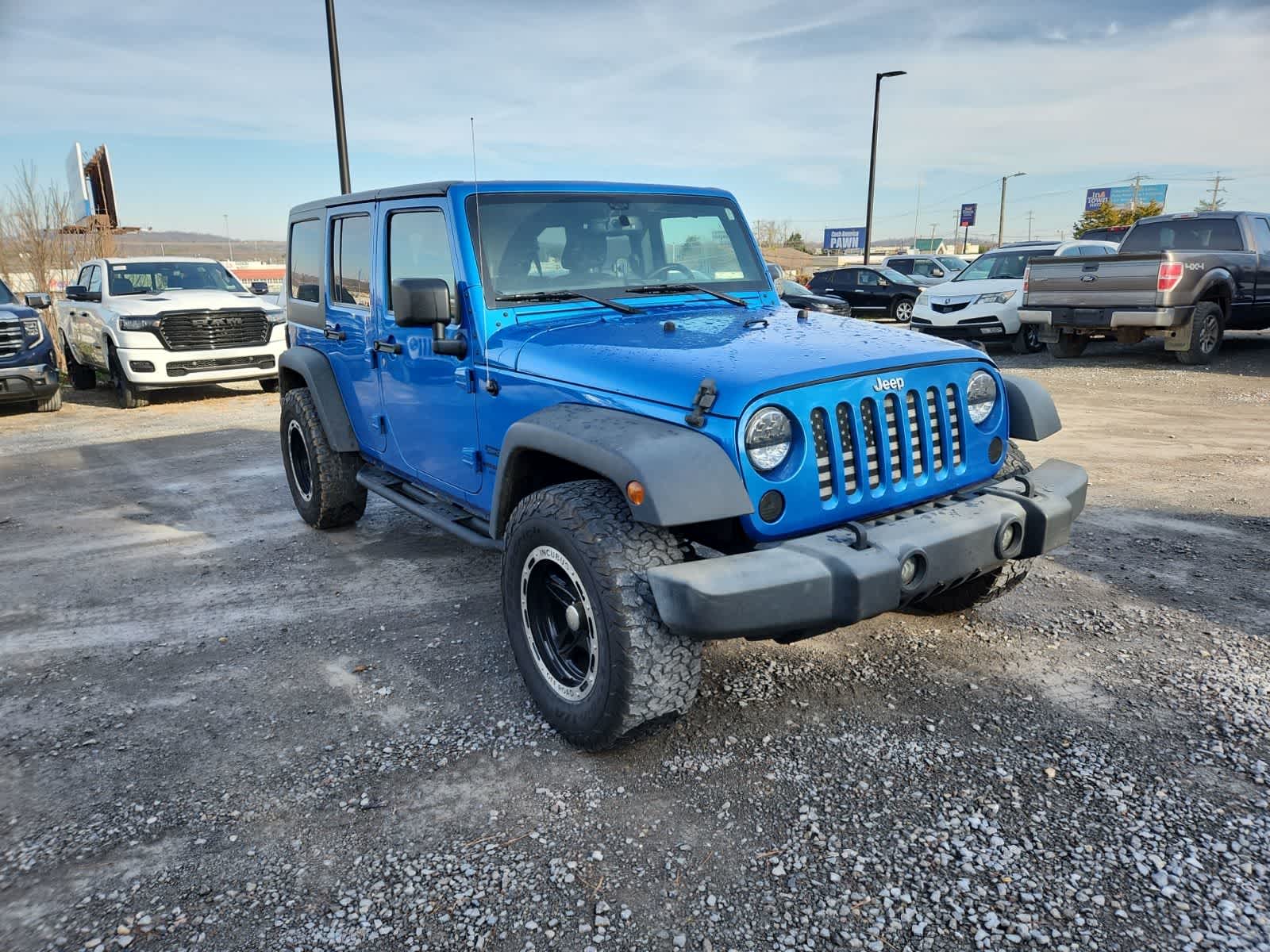 Thumbnail: 2016 Jeep Wrangler - 7