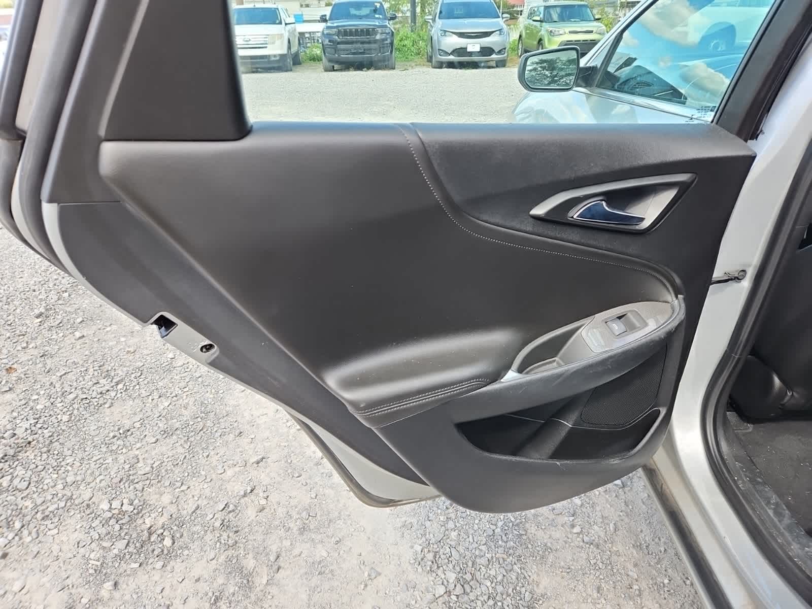 Thumbnail: 2021 Chevrolet Malibu - 27